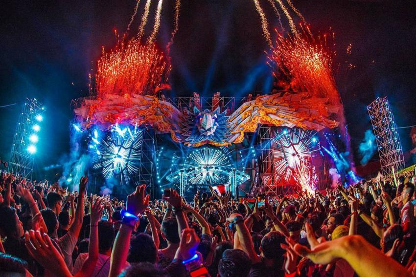15dwp 2017 djakarta warehouse project garudha.jpg
